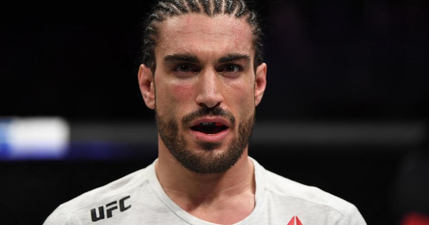  Elias Theodorou, former UFC fighter, dies of colon cancer at age 34