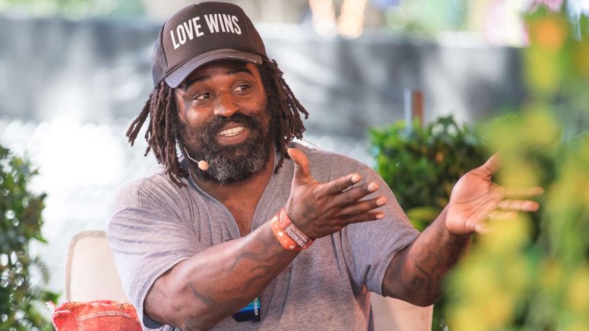  Ricky Williams Commends Aaron Rodgers For ‘Living His True Self’ By Talking About Ayahuasca Use