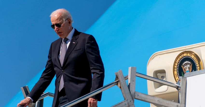  Biden Issues Blanket Pardons For Simple Marijuana Possessions, Calls For Legal Reforms