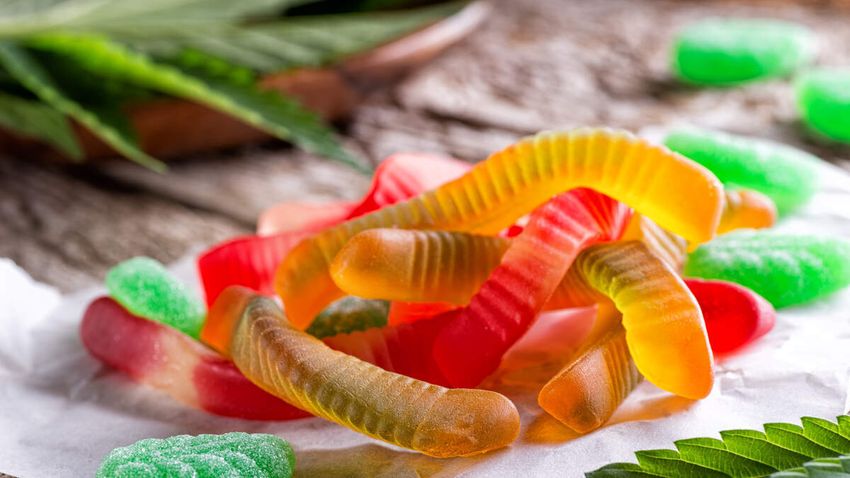  Mom finds cannabis gummy worms in Halloween candy. See, see it really happens [Unlikely]