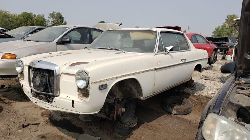  Junkyard Gem: 1972 Mercedes-Benz 250C