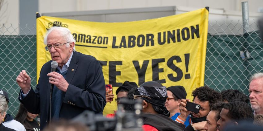  Democrats need to focus on the economy and expose Republican ‘anti-worker views’ to win the midterms, Bernie Sanders says