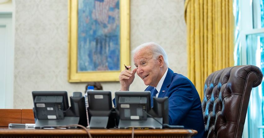  Biden pardons thousands of marijuana offenses, urging governors to do the same