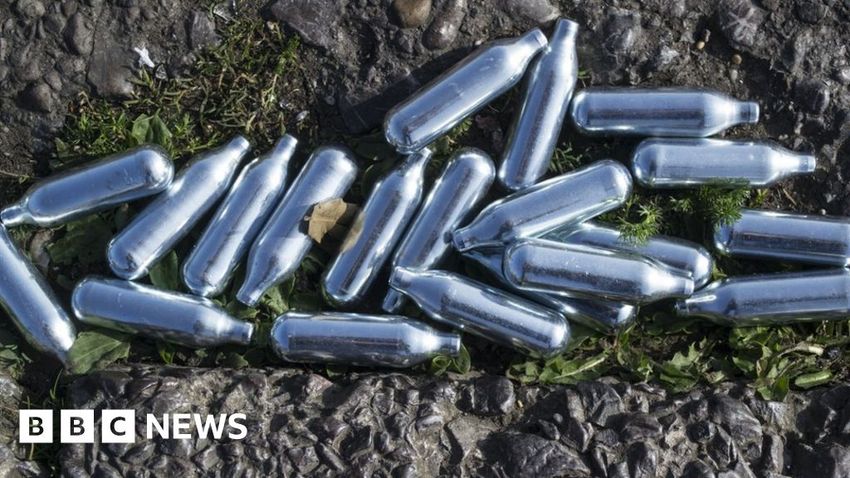  Laughing-gas makers call for sales ban to stop misuse