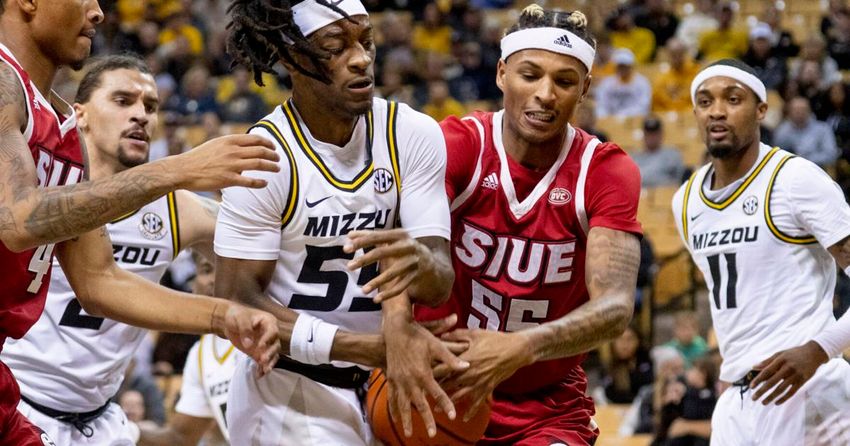  D’Moi Hodge’s hot shooting carries Mizzou basketball to fourth straight victory