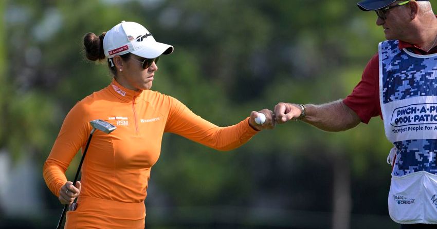  Maria Fassi delivers career-best 62 to take early LPGA lead