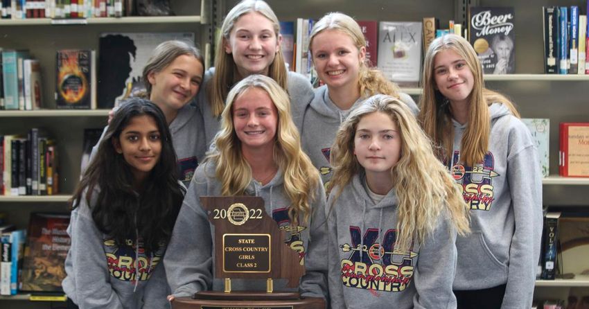  Metro girls make history with first SLPS state cross country trophy