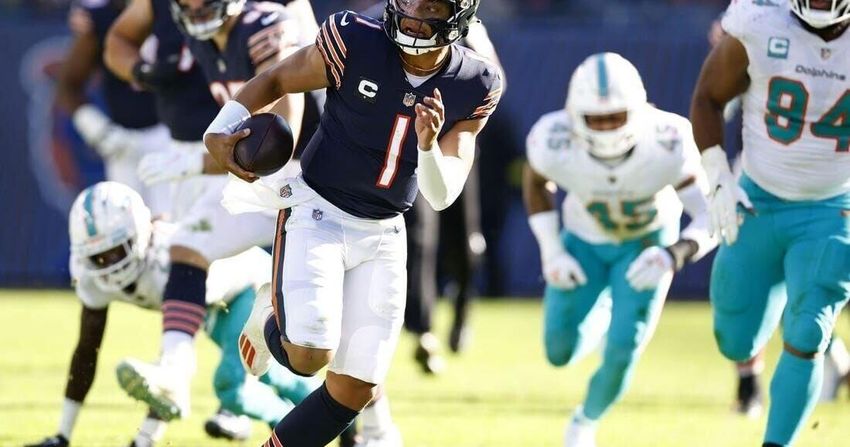  Bears try to cash in on win behind Justin Fields, host Lions