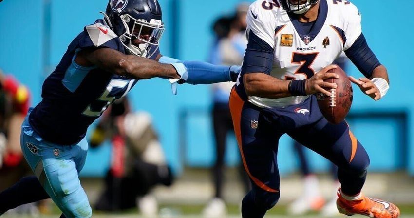  Titans shake off slow start, push past Broncos