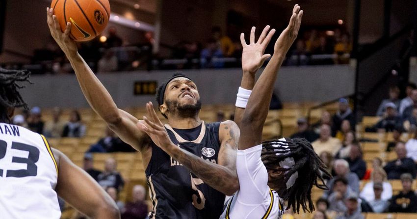  Isiaih Mosley helps Missouri men’s basketball see its way to 3-0 with win over Lindenwood