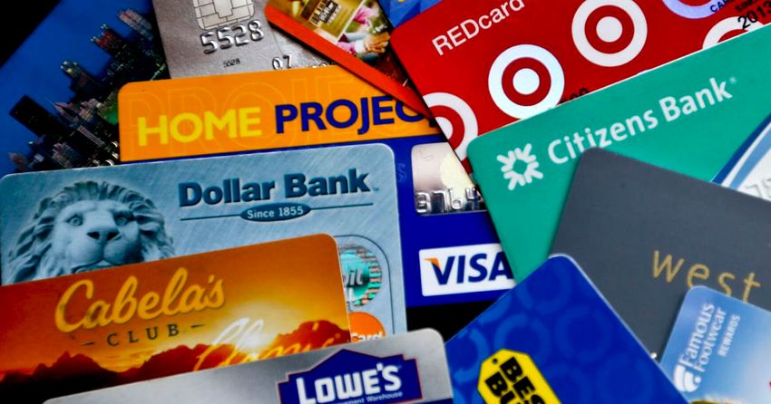  Pros and cons of holiday shopping with store credit cards | PennyWise podcast