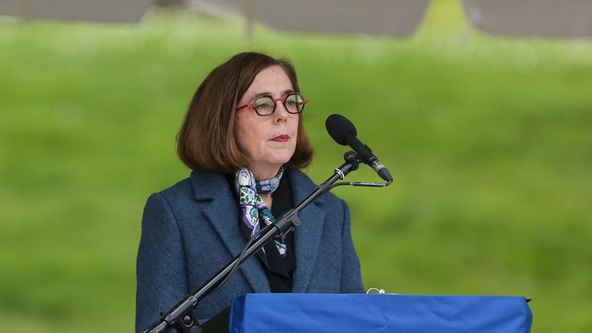  Oregon Gov. Kate Brown pardons 45K for marijuana convictions