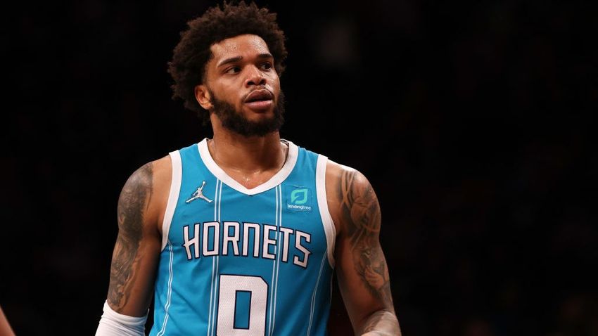  Hornets’ Bridges pleads no contest to felony domestic violence counts