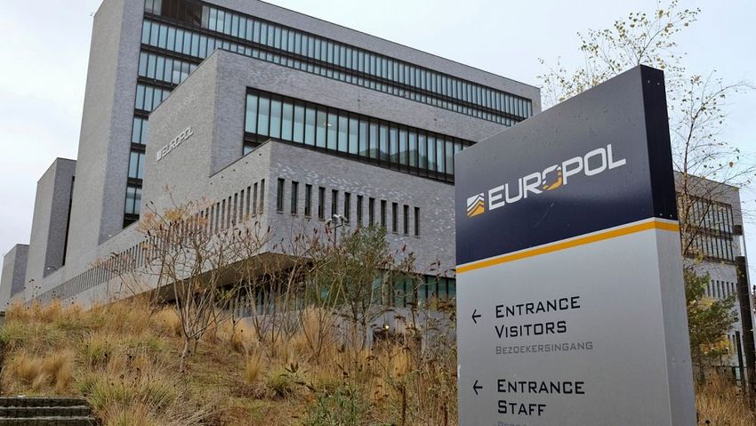  Cocaine, hashish, cannabis and methamphetamine: Europol brings down huge crime network