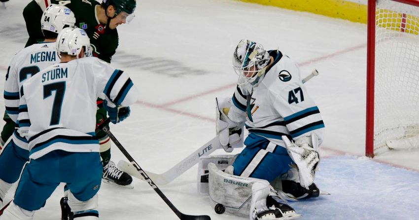  Sharks rally from two down in third, beat Wild 3-2 in SO