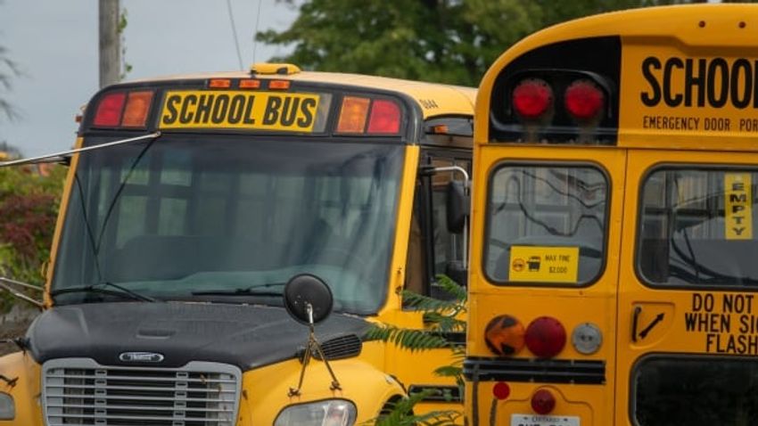  Kids taken to hospital after unknowingly eating cannabis gummies on bus to Shilo school