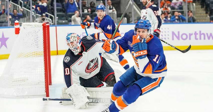  Parise scores in OT as Islanders beat Blue Jackets 4-3