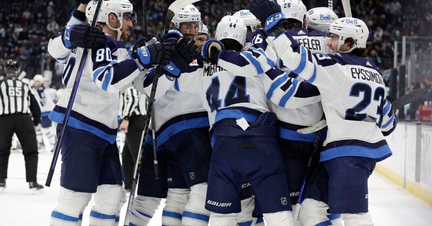  Winnipeg Jets defeat Seattle Kraken 3-2 in overtime