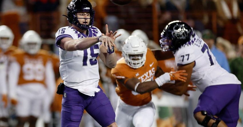  No. 4 TCU sends message with physical victory at No. 18 Texas