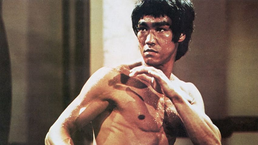  Researchers suggest Bruce Lee died from drinking too much water