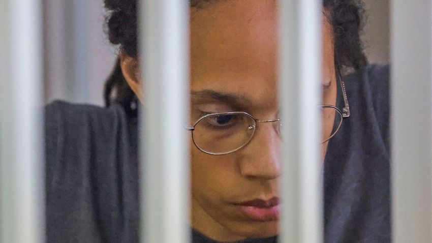  U.S. basketball star Brittney Griner has been sent to Russian penal colony