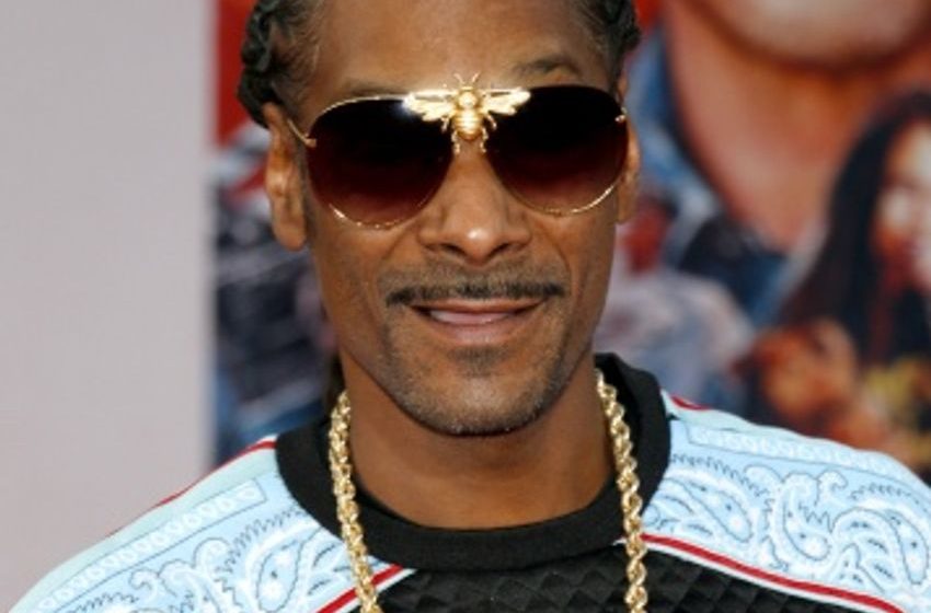  A Snoop Dogg Biopic Is In The Works At Universal Pictures In Collaboration With Death Row Pictures