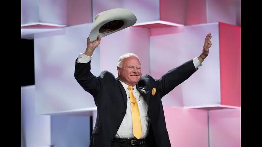  Sid Miller declares victory in Texas agriculture commissioner race