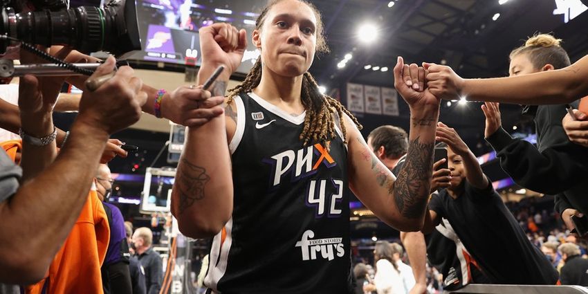  WNBA Star Brittany Griner Freed In US/Russia Prisoner Swap