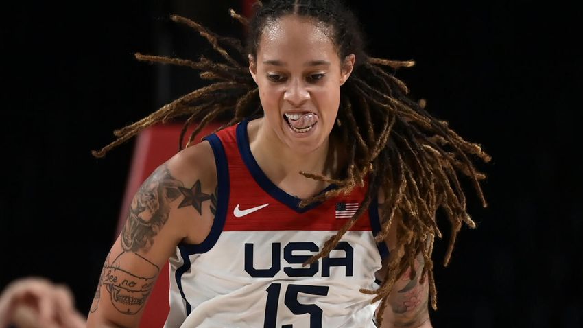  Brittney Griner, basketball great snared in US-Russia standoff