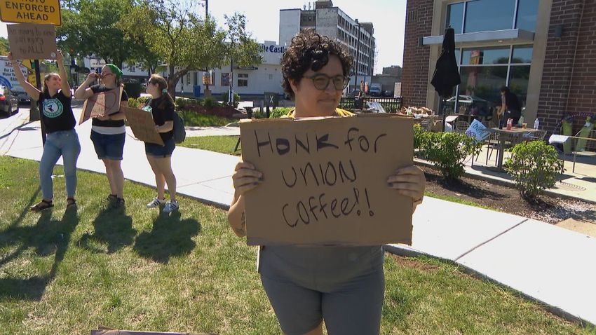  From Starbucks to Marijuana Dispensaries, 2022 Marked a Year of Gains for Labor Organizers in Chicago, US – WTTW News