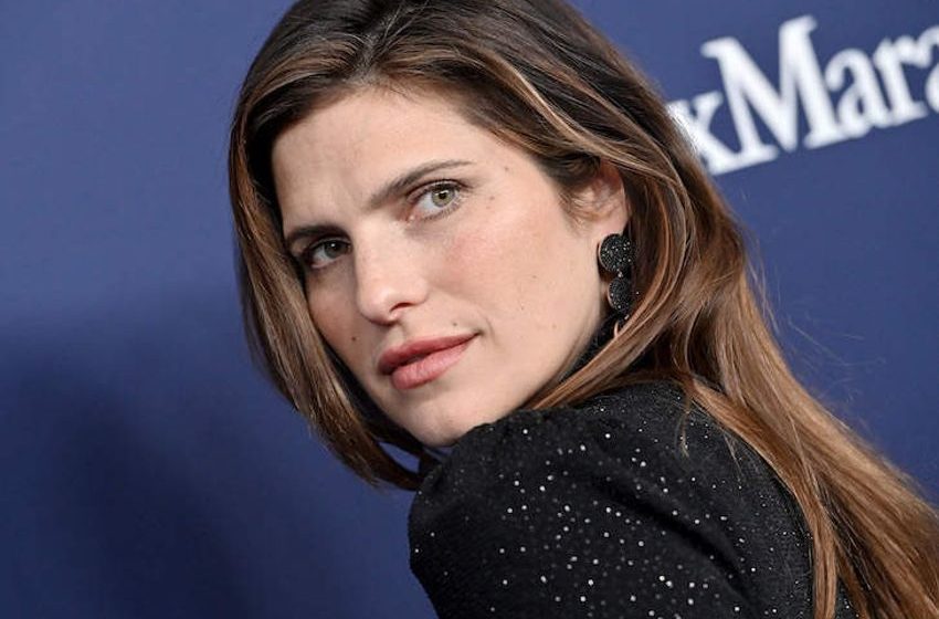  Lake Bell Joked That She’s A Much Better Mother When She’s Stoned