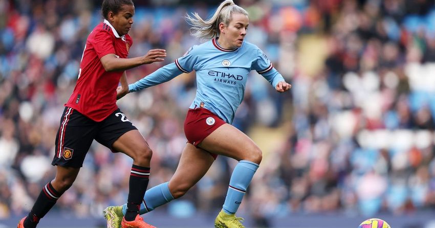  Man City star Lauren Hemp on summer signing who has made a big impact this season