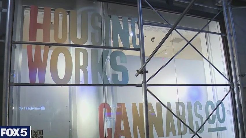  Legal marijuana dispensary opens in Manhattan; 1st in NY