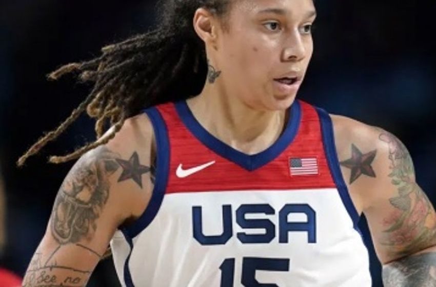  WNBA Star Brittney Griner Released By Russia In Prisoner Swap For Notorious Arms Dealer Viktor Bout + Brittney’s Wife Cherelle Griner ‘Overwhelmed With Emotions’