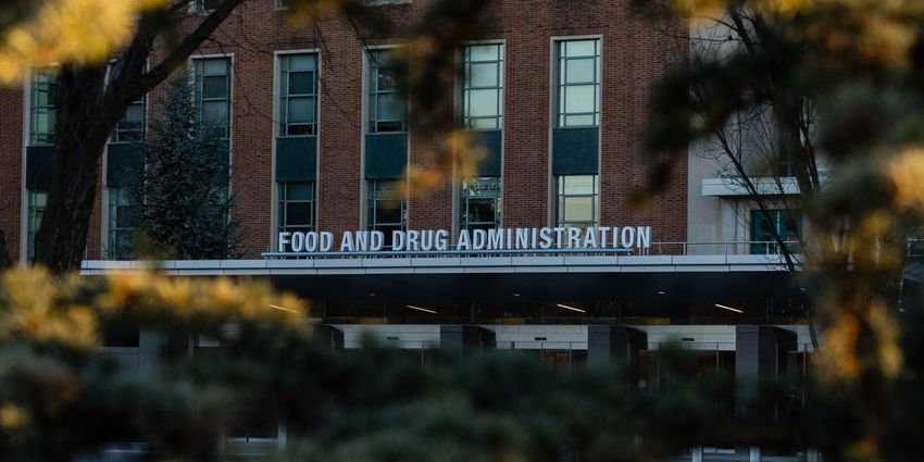  FDA, Concerned About Safety, Explores Regulating CBD in Foods, Supplements