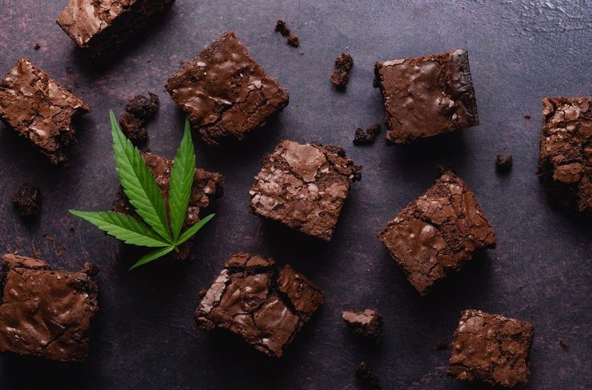  Florida deputy accused of selling marijuana brownies to inmates