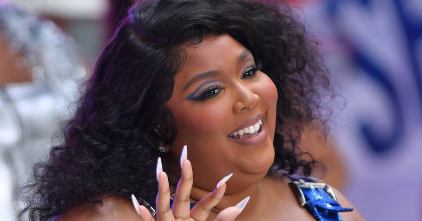  Lizzo Gives Nature’s Cereal a Cozy Winter Refresh: “It’s Literally So Good”