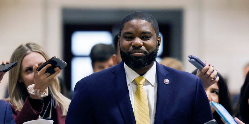  Who is Rep. Byron Donalds — ultra-conservatives’ latest pick for House Speaker