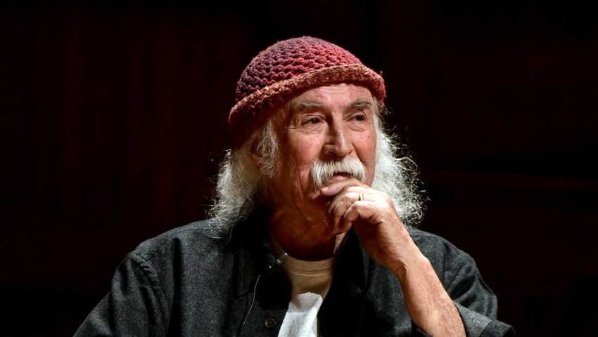  David Crosby, founding member of the Byrds and Crosby, Stills & Nash, dies at 81