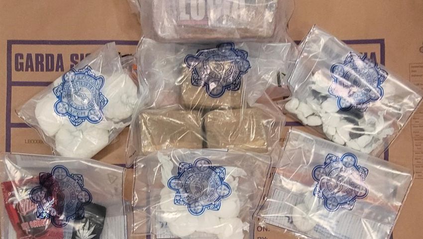  Man (20s) arrested after gardaí seize cocaine and cannabis worth €240k in Dublin