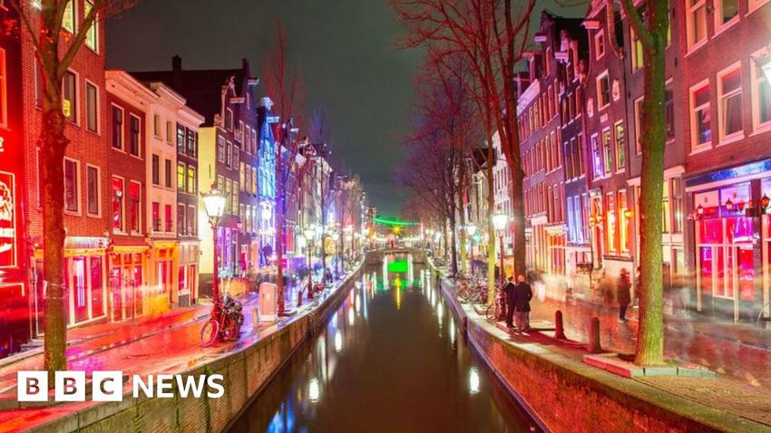  Amsterdam bans cannabis in its red light district