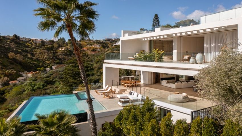  Forget a Home Theater. This Cannabis Entrepreneur’s $38 Million LA Manse Comes With a Dedicated Smoking Room.