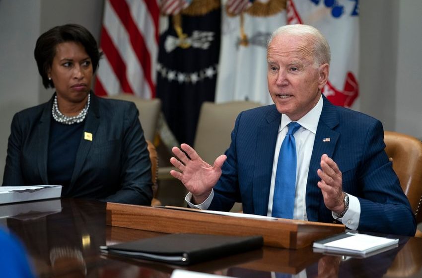  Biden told advisers he would let Congress block D.C. crime law