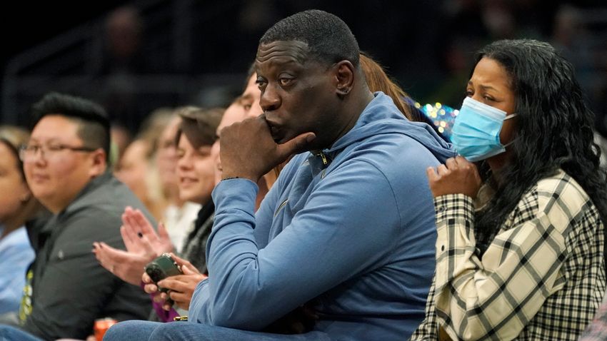  Shawn Kemp, the former NBA superstar, is arrested over a shooting in a parking lot