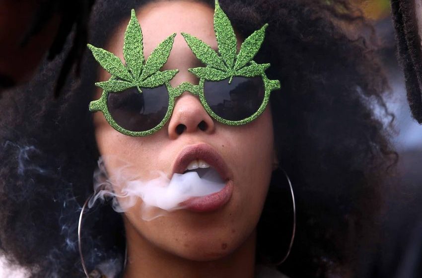  37% Of American Women Consume Cannabis, But Most Keep It A Secret From Parents, Children And Coworkers, Study Says