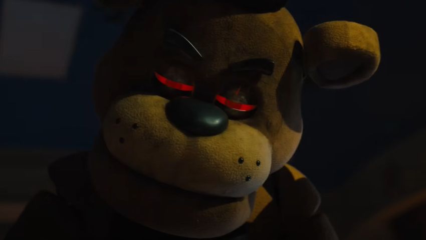  FNAF Red Eyes Animatronics Movie Trailer Controversy