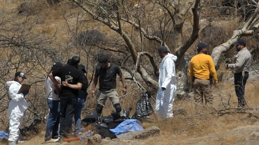  Mexico police find 45 bags with human body parts in ravine