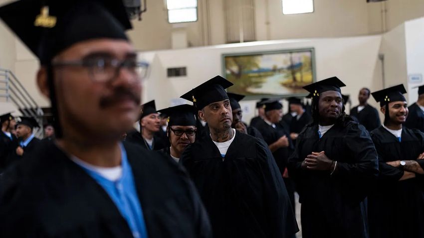  Thousands additional prisoners to get free college degrees as federal program expands