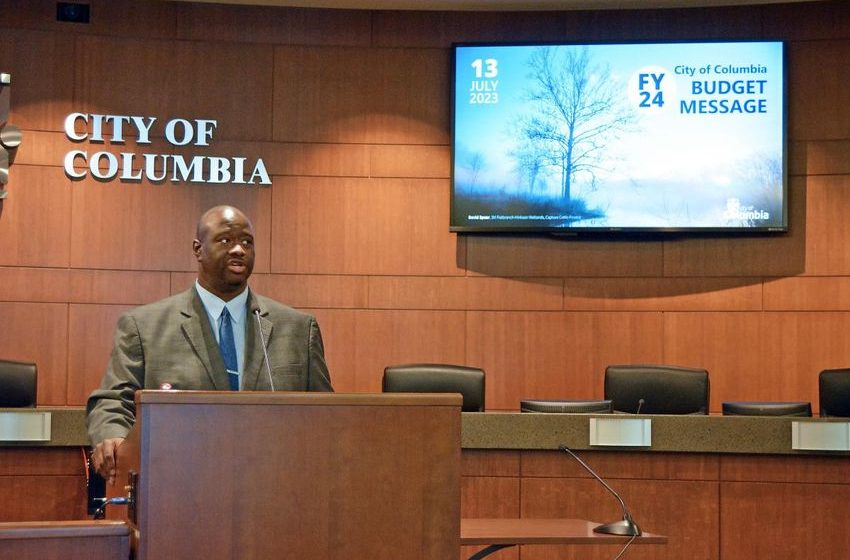  Columbia needs to keep pace with changes, says city manager in budget message