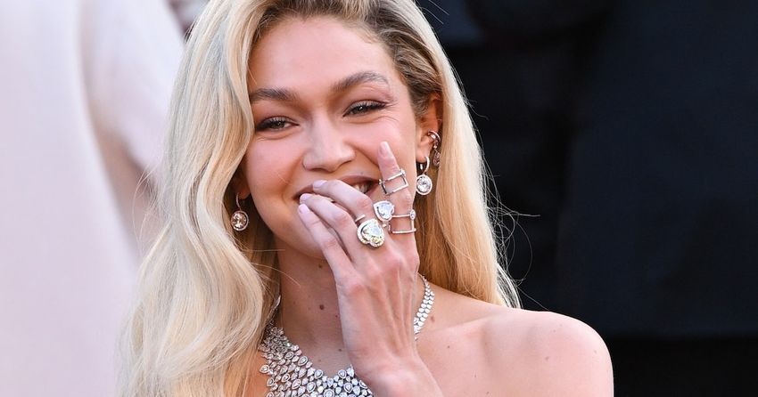  Gigi Hadid’s Instagram After Being Arrested For Marijuana Is Peak IDGAF